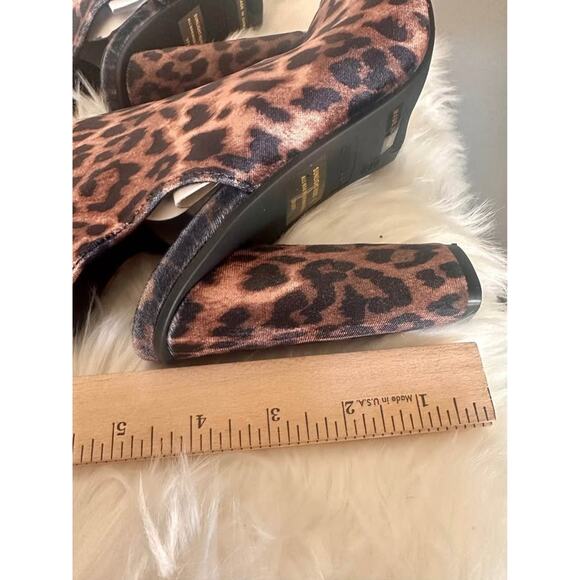 NIB: Bamboo leopard print; over the knee; heels; open toe - Picture 5 of 7
